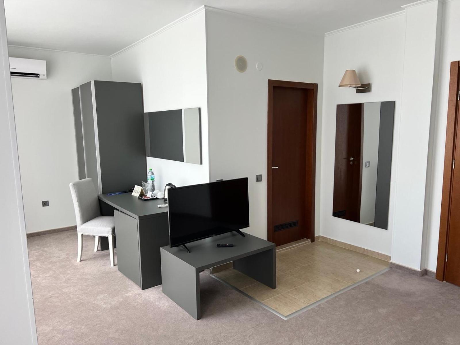 Hotel Continental Golden Sands Quarto foto